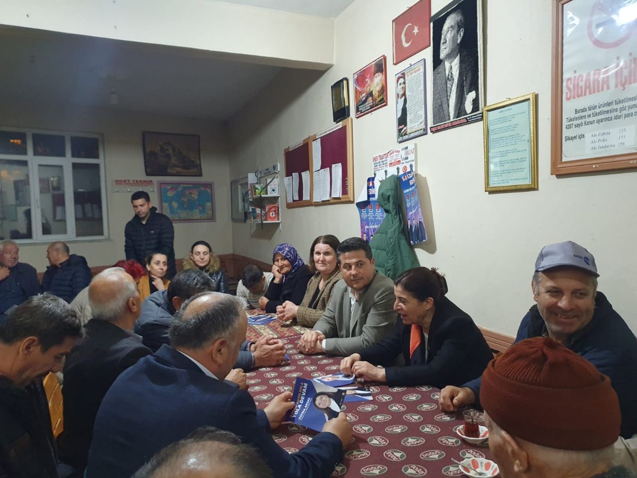 AK Parti 5 Koldan Çalışıyor